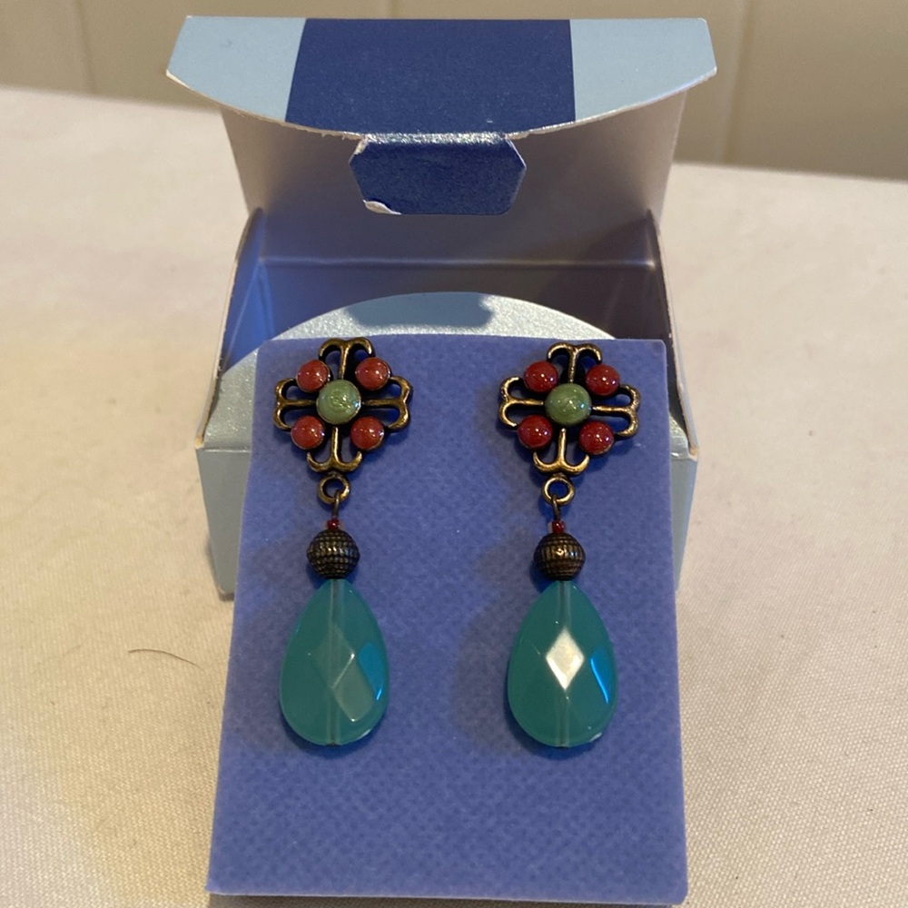 🌺2003 Avon Dangle / Drop Fashion Earrings